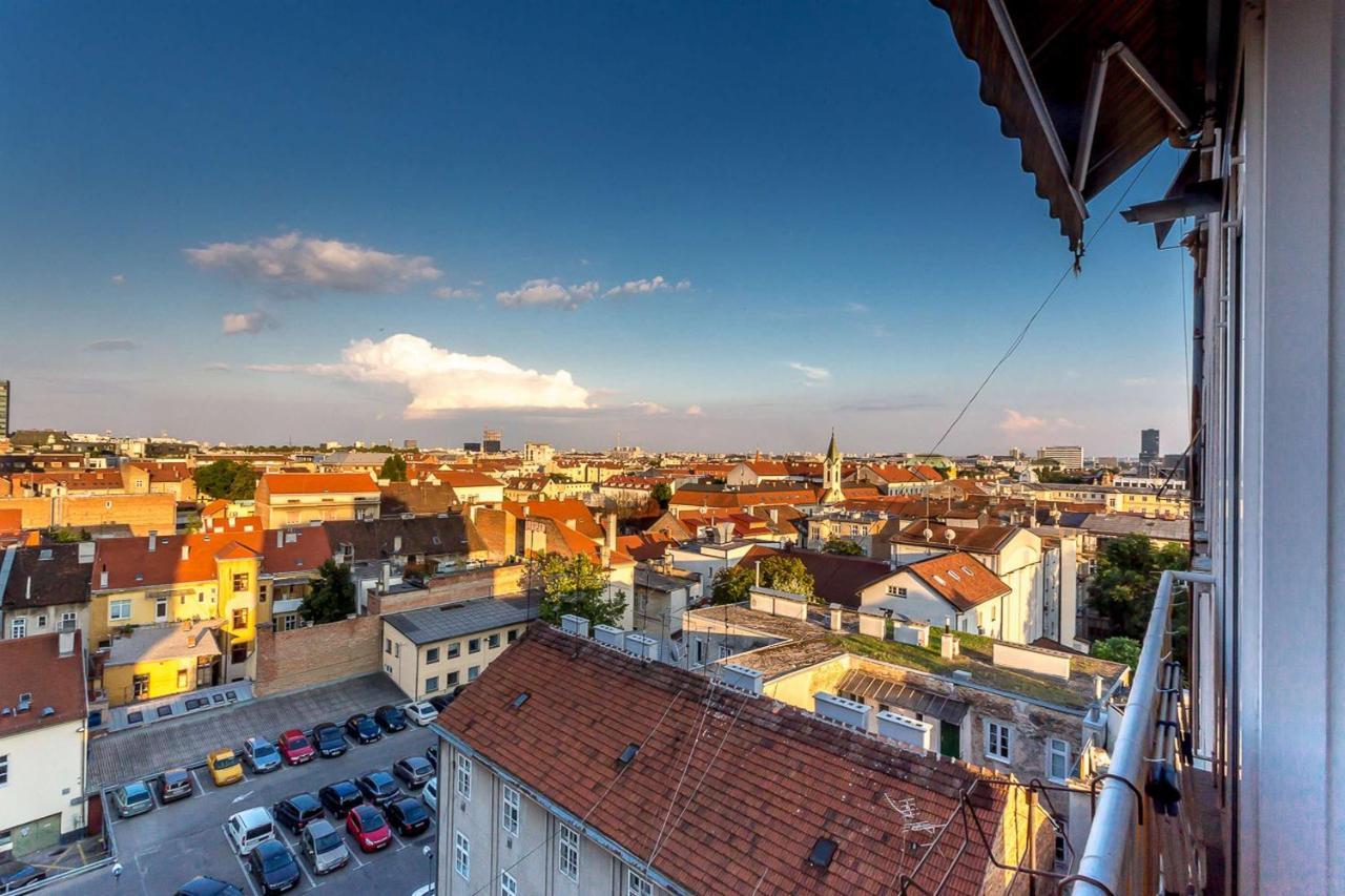 Art Deco Zagreb Centre View Apartment Bilik gambar