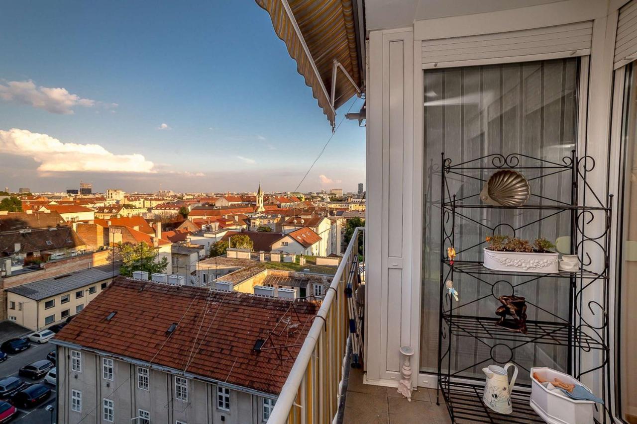Art Deco Zagreb Centre View Apartment Bilik gambar
