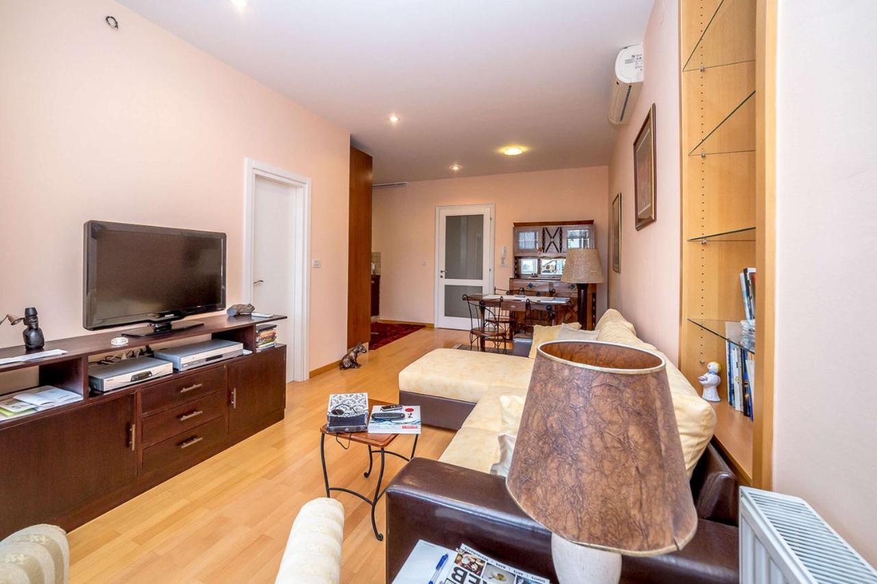 Art Deco Zagreb Centre View Apartment Bilik gambar